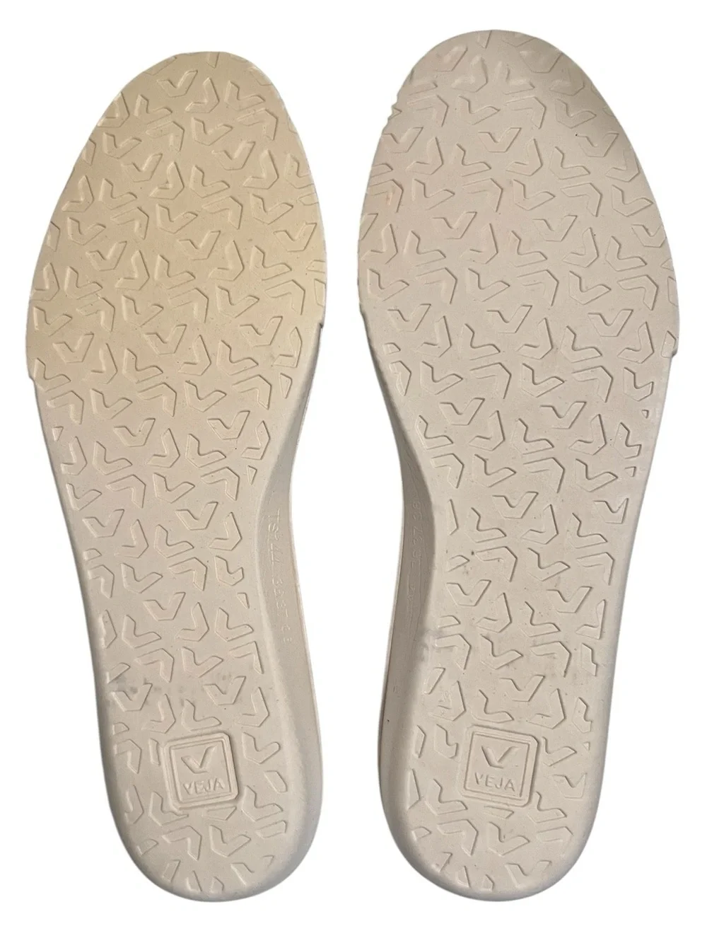 VEJA Wata II Low Ripstop Sneaker - Picture 8 of 10